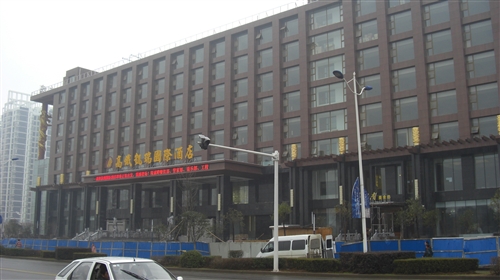 高鐵凱瑞國際大酒店輕質(zhì)隔墻_輕質(zhì)材料_輕質(zhì)墻體材料_隔音防火墻板-湖北博悅佳實業(yè)有限公司